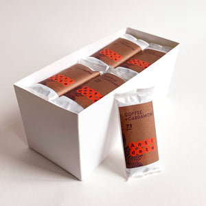 WS BOX OF 36 MINI BARS: ANTIDOTE COFFEE + CARDAMOM 73%